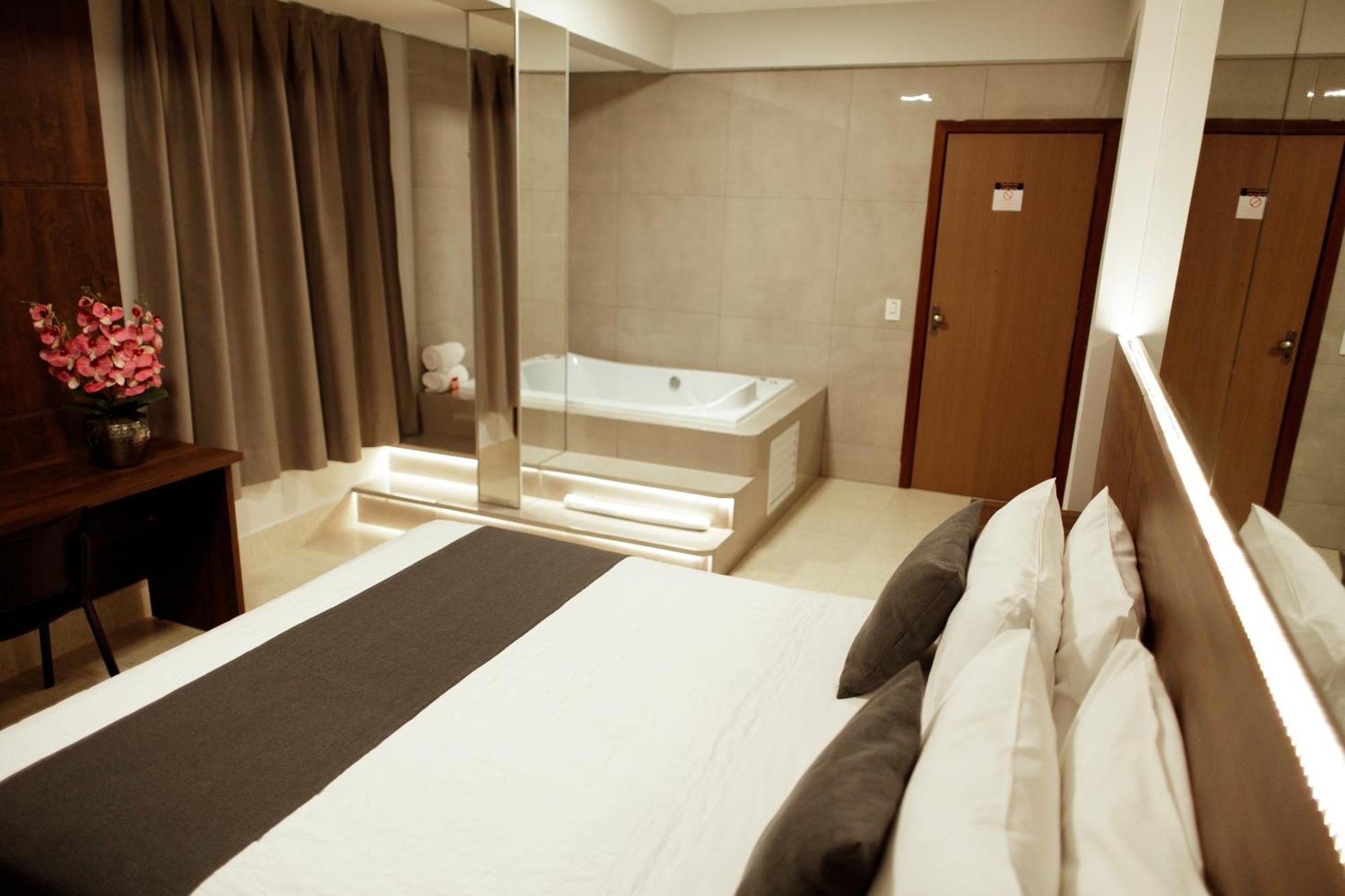 Roma Hotel By H Hoteis - Airport Brasilia Exterior photo